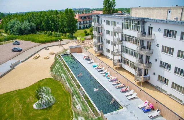 West Bay - picture  : Pool view,Swimming pool,Property 