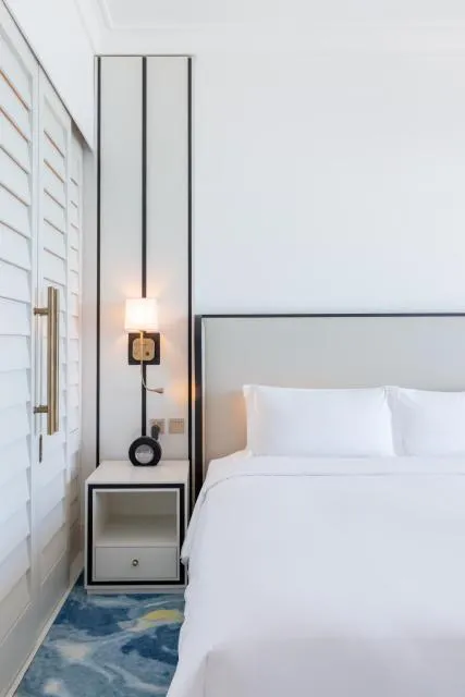  Sofitel Dubai Jumeirah Beach - picture  : Bed,Bed,Bedroom,Property,Room 