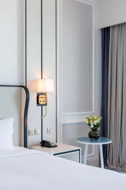  Sofitel Dubai Jumeirah Beach - picture  : Bed,Bed,Bedroom,Property,Room 