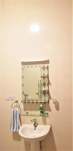  Maison de Passage - Isaro Passage House - Vacation Rental In Kigali - photo  : Salle de bain 