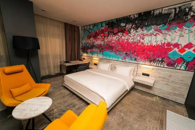  Messier 53 Hotel Yerevan - picture  : Bed,Bed,Photo of the whole room,Room 