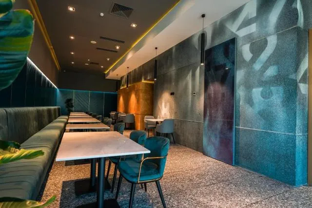  Messier 53 Hotel Yerevan - picture  : Breakfast,Property 