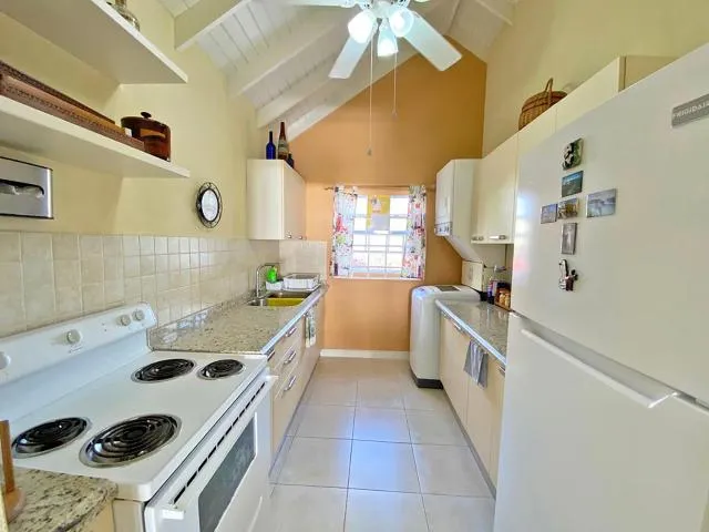  The Gem is located a few minutes walk to the gorgeous Bottom Bay Beach - picture  : Kitchen/kitchenette,Kitchen or kitchenette,Other,Property 