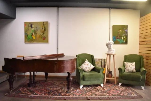  LOFT Hostel - picture  : Seating area 