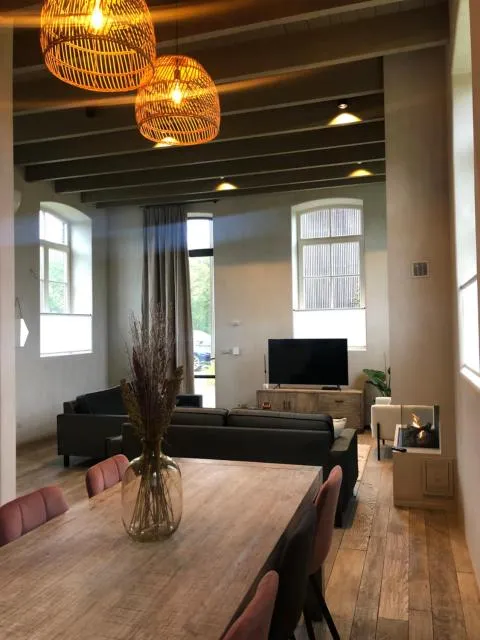  Factorij10 - picture  : Seating area,Dining area,Property 