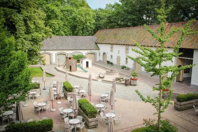  Factorij10 - picture  : Nearby landmark,Property building,Activities,Property 