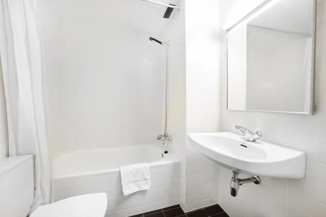  Avet - picture  : Bathroom,Bathroom,Property 