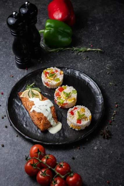  Messier 53 Hotel Yerevan - picture  : Restaurant/places to eat,Property 