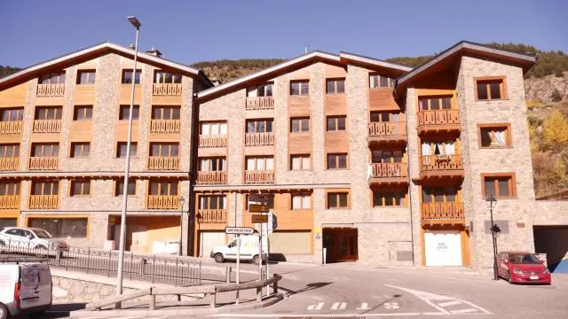  Tarter Parc - cover picture 