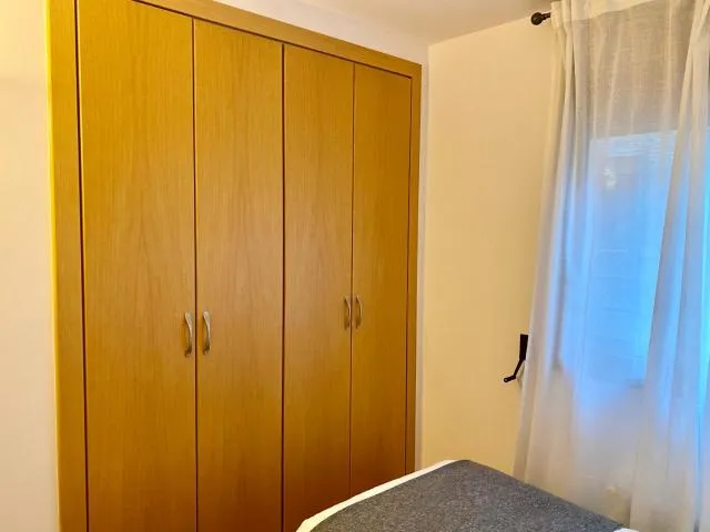  PROBER_SOL TARTER - picture  : TV/entertainment centre,Bed,TV and multimedia,Bedroom,Property 