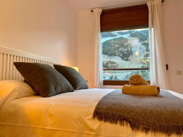  PROBER_SOL TARTER - picture  : Bed,Bed,Bedroom,Property,Room 