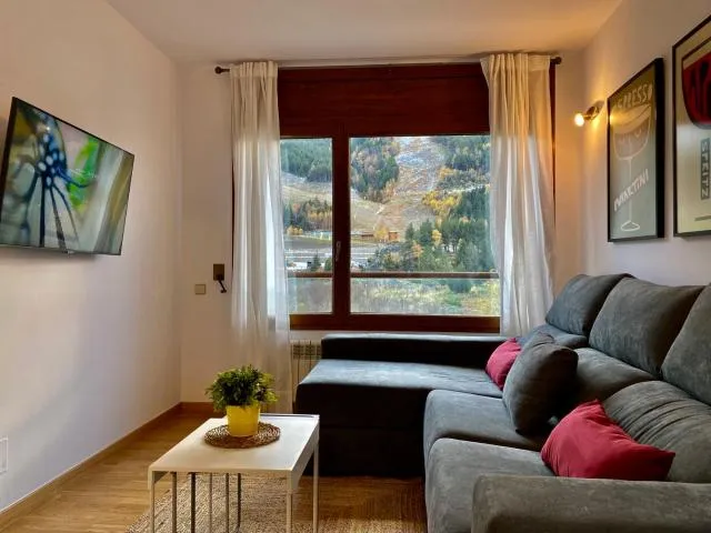  PROBER_SOL TARTER - picture  : Seating area,Living room,Mountain view,Property 