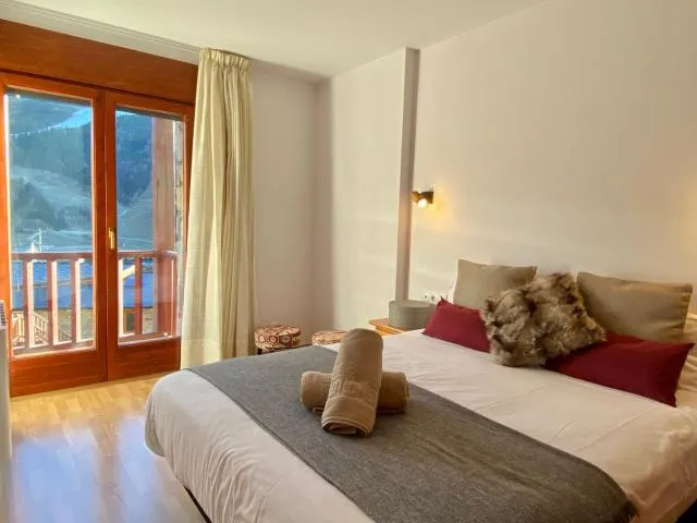  PROBER_TERRASSES DEL TARTER - picture  : Bed,Bed,Photo of the whole room,Bedroom,Property,Room 