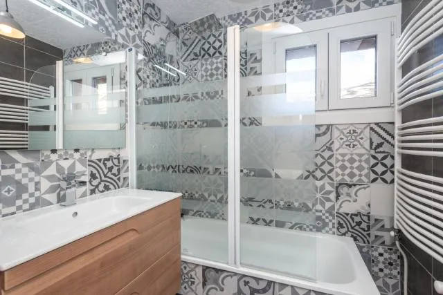  Apartamentos Vaquers 3000 - picture  : Bathroom,Bathroom,Property 