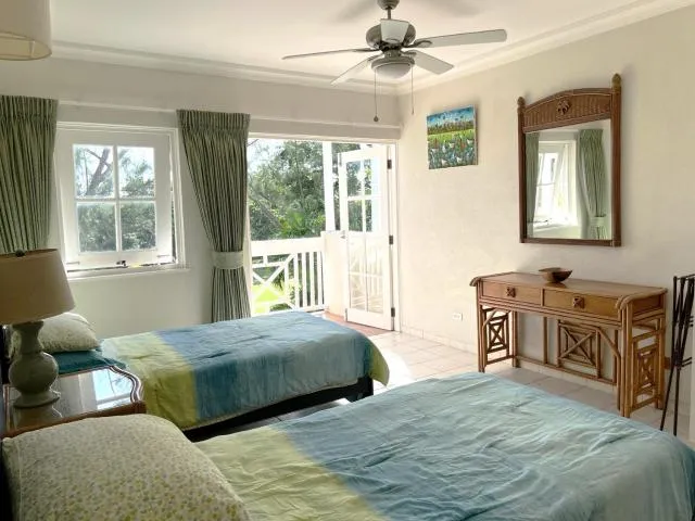  Rockley Golf 810 is a 2 bedroom, 2 Bathroom 1st floor Apartment with pool - picture  : Bed,Bedroom,Property 