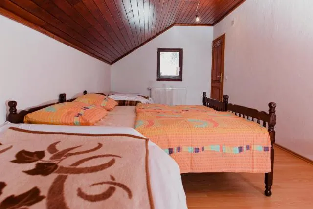  Planinska kuća Munika - picture  : Bed 