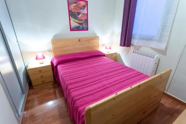  Maia Pedrous - picture  : Bed,Bedroom,Property 