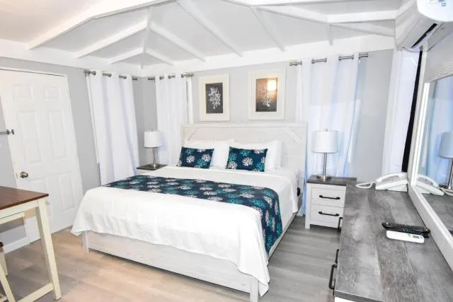  Siboney Beach Club - picture  : Bed,Bedroom,Property 