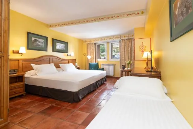  Hotel Ski Plaza & Wellness - picture  : Bed 