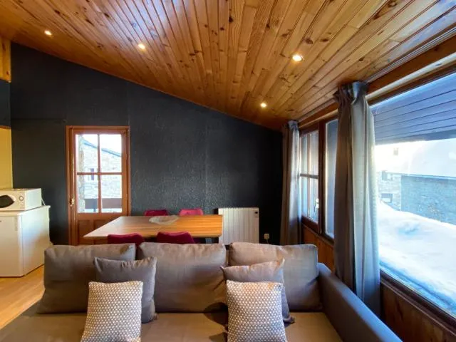  Prober-Mundial - picture  : Dining area 