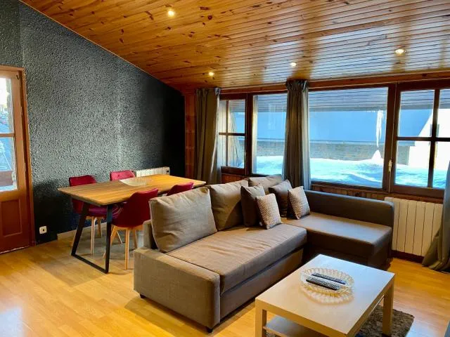  Prober-Mundial - picture  : Seating area 