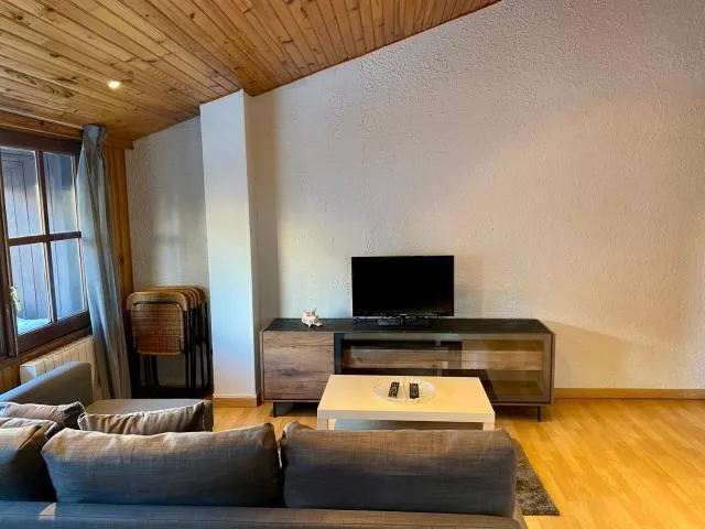  Prober-Mundial - picture  : Seating area,TV/entertainment centre 