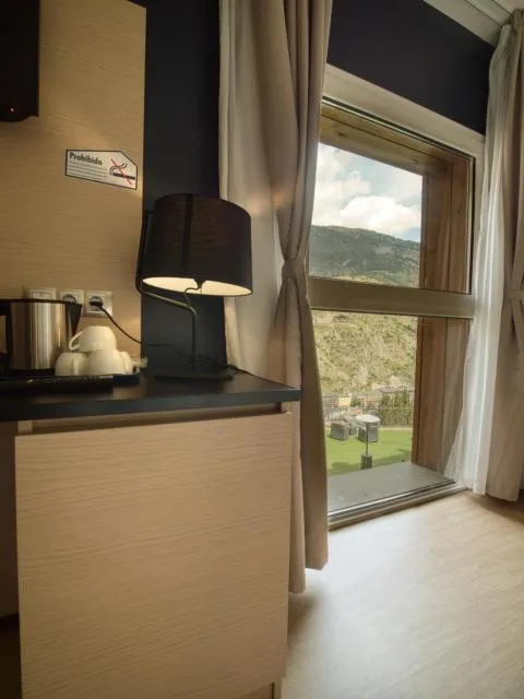  Hotel Roc Meler - picture  : Summer,Bedroom,Property 