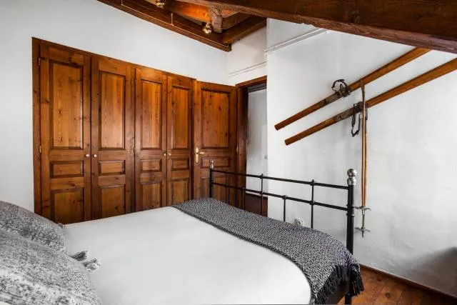  La Pleta Del Tarter Apartments - picture  : Bed,Photo of the whole room,Room 