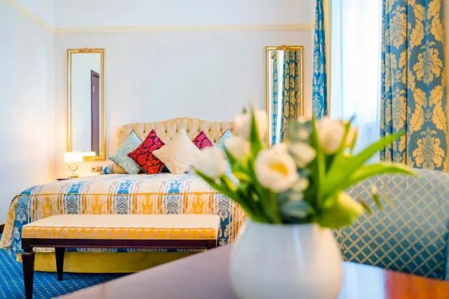  Hotel Polonia Palace - picture  : Bed,Bedroom,Property 