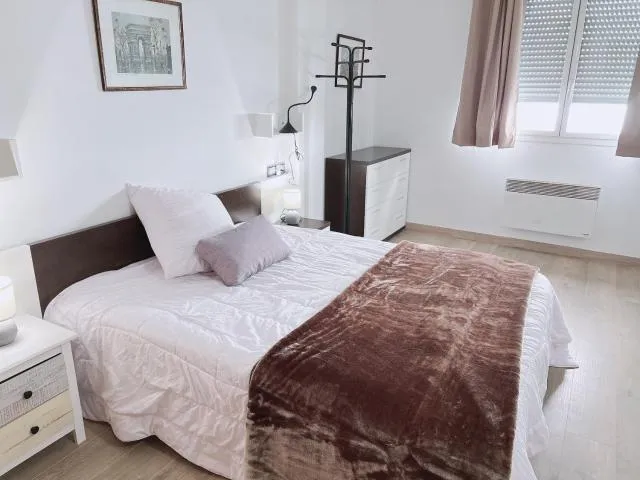  ARA 3d - picture  : Bed,Bed,Photo of the whole room,Bedroom,Property,Room 