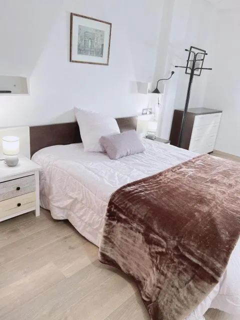  ARA 3d - picture  : Bed,Bed,Photo of the whole room,Bedroom,Property,Room 