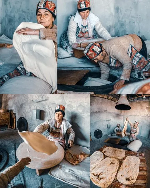  Harmonia Garden Garni - picture  : Restaurant/places to eat,People,Property 