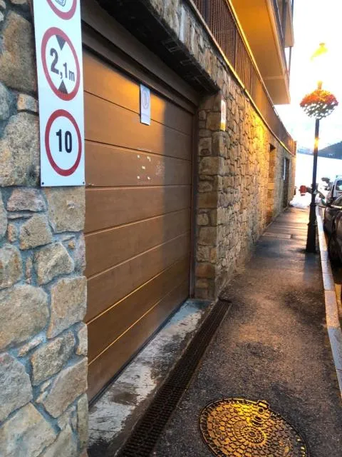  Prat de Baix d'Envalira 7P Envalira-Soldeu Zona Grandvalira - picture  : Parking,Property 