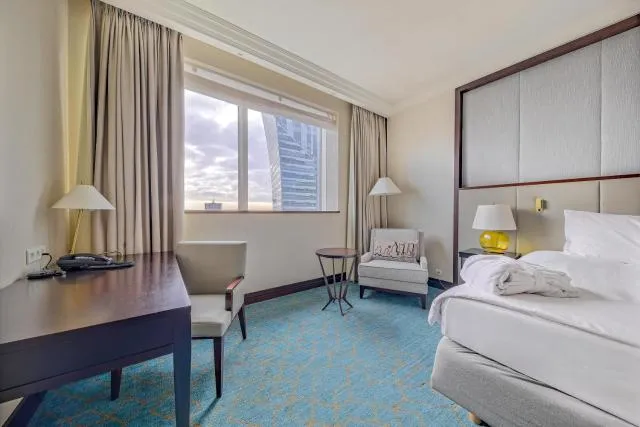  InterContinental Warszawa, an IHG Hotel - picture  : Photo of the whole room,Room 