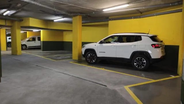  SUITEDREAMS - Feixa 41 - picture  : Parking,Property 