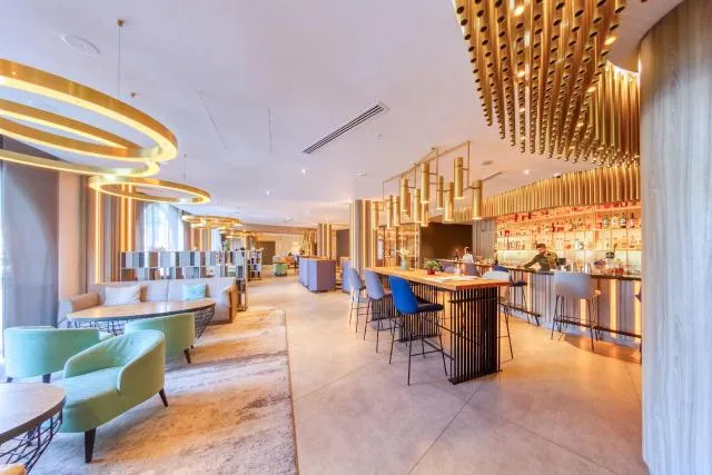  Best Western Plus Congress Hotel Yerevan - picture  : Toilet,Patio,Lobby or reception,Property 