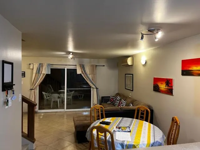  Antigua chiama Italia villas - picture  : Dining area,Living room,Dining area,Property 