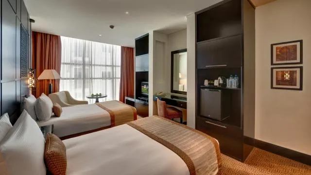  Holiday Inn Dubai Al Barsha, an IHG Hotel - picture  : Bed,Bedroom,Property 