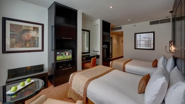  Holiday Inn Dubai Al Barsha, an IHG Hotel - picture  : Bedroom,Property 