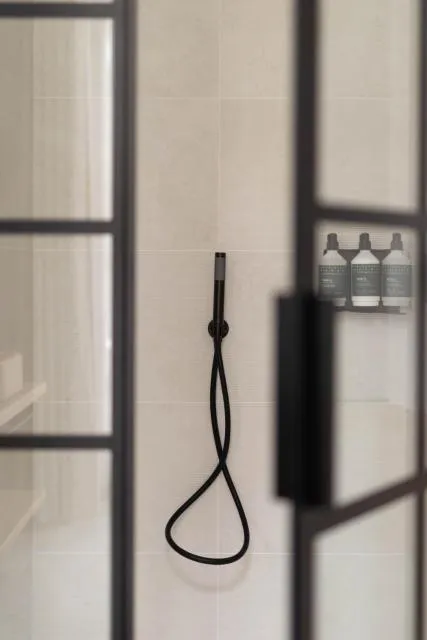  Inhabit, Queen's Gardens - photo  : Salle de bain,Propriété 