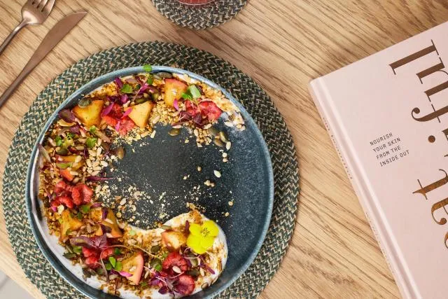  Inhabit, Queen's Gardens - photo  : Nourriture et boissons,Propriété 