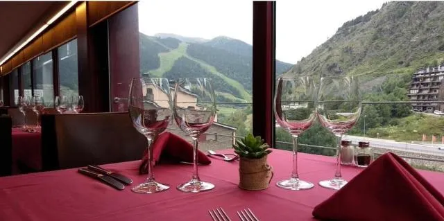  Hotel Galanthus & Spa - picture  : Toilet,Restaurant/places to eat,Bathroom,Mountain view,Summer,Mountain view,Property 