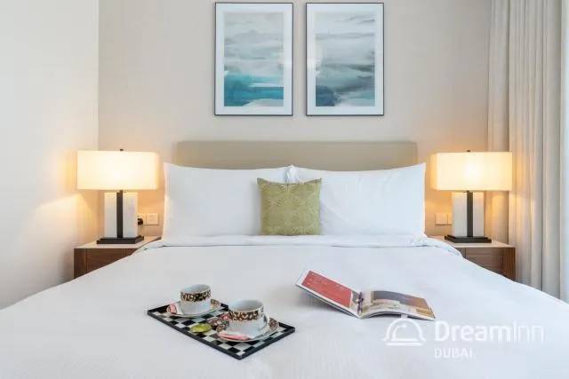  Dream Inn Apartments - Address Beach Residence Fujairah - picture  : Bed,Bed,Room 