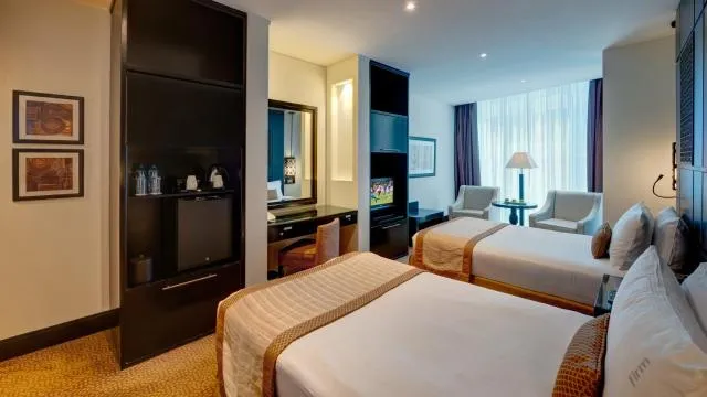  Holiday Inn Dubai Al Barsha, an IHG Hotel - picture  : Bed,Photo of the whole room,Room 