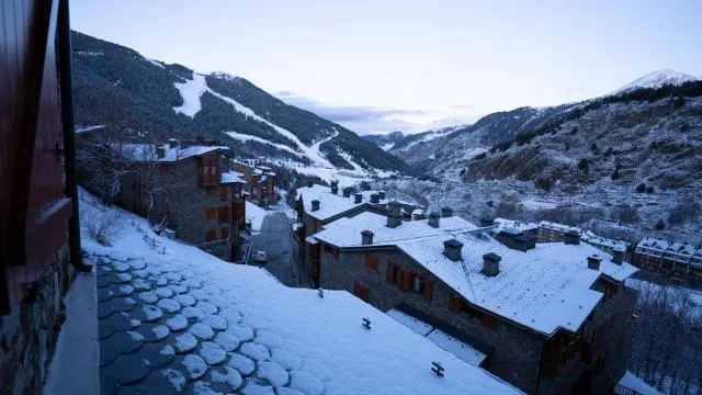  Montmalus Soldeu - picture  : Shower 