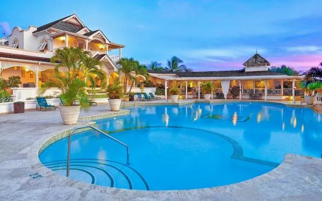  Sweet Dream Villa with Private Pool in Sugar Hill! - picture  : Property building,Swimming pool 