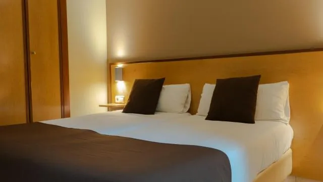  Annapurna Aparthotel - picture  : Bed,Bedroom,Property 