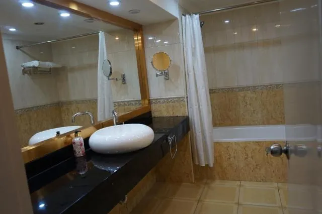  Hotel InterContinental Kabul - picture  : Bathroom,Bathroom,Property 