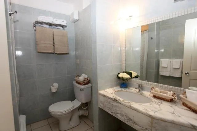  Northshore Seaside Suites - picture  : Bathroom,Bathroom,Property 