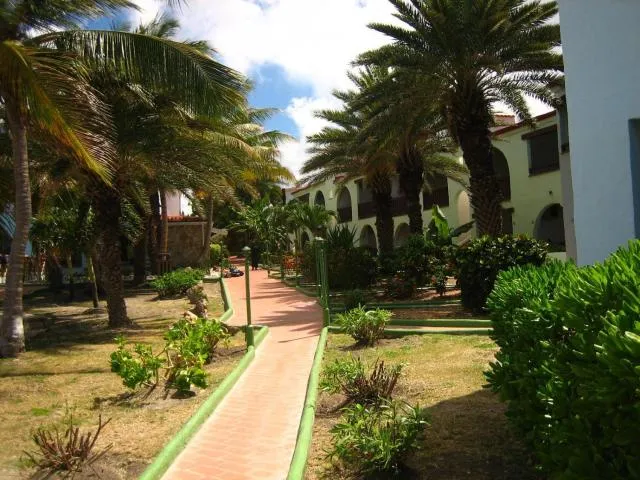  Northshore Seaside Suites - picture  : Day,Garden,Property 
